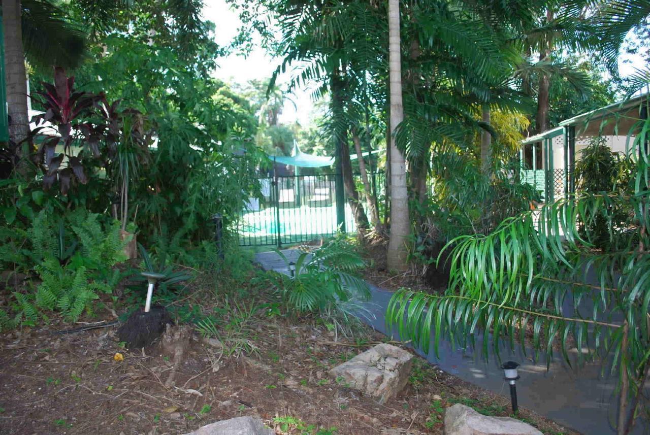 Rainforest Motel Mission Beach Exterior foto
